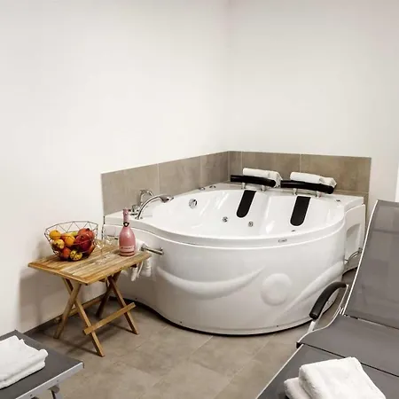 Chic Apartments With Finnish Sauna And Jacuzzi Kranjska Gora Exterior photo